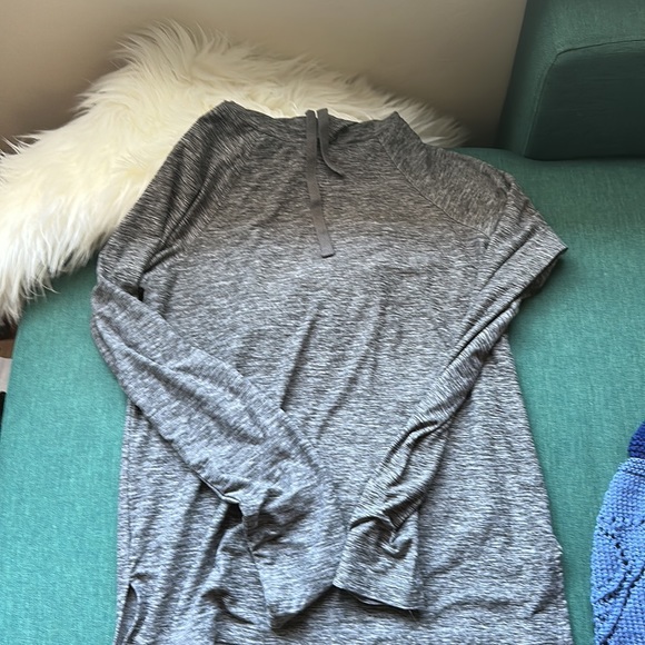 Kyodan DAY-TO-DAY CLARITY LONG SLEEVE HOODIE in Dark Grey Heather - Picture 4 of 4